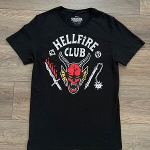 Black‎ Hellfire Club Graphic Tee Crew Neck Size Small